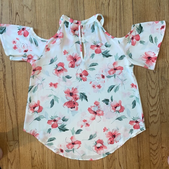 Flower blouse - Picture 2 of 2